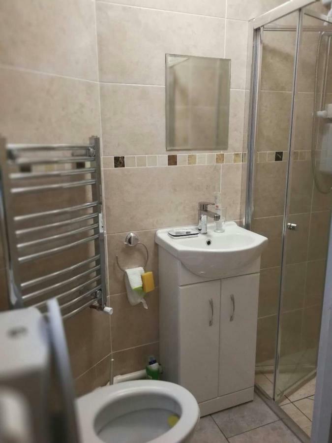 Homestay Rest Near To Heathrow Airport